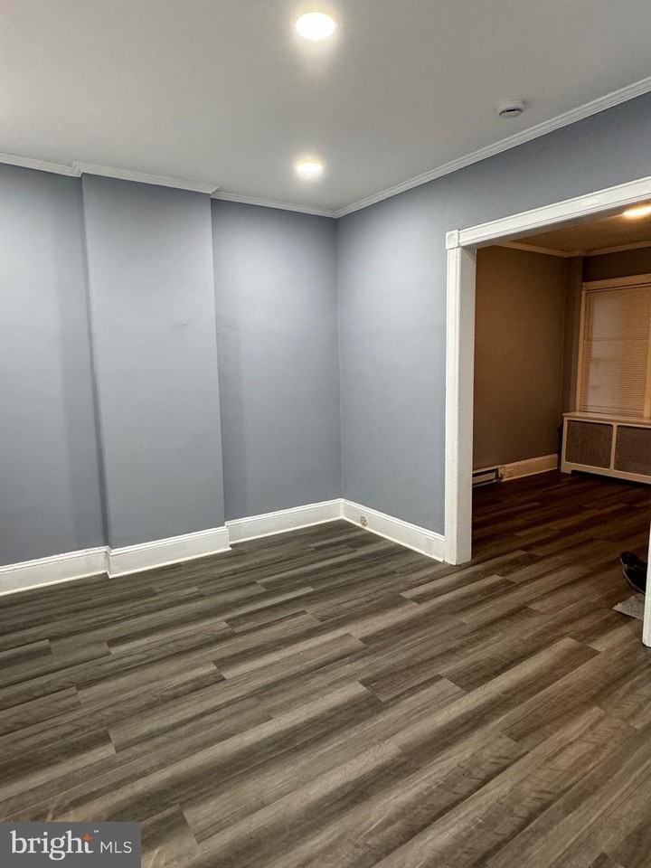 22 Dunham St - Photo 4 of 15