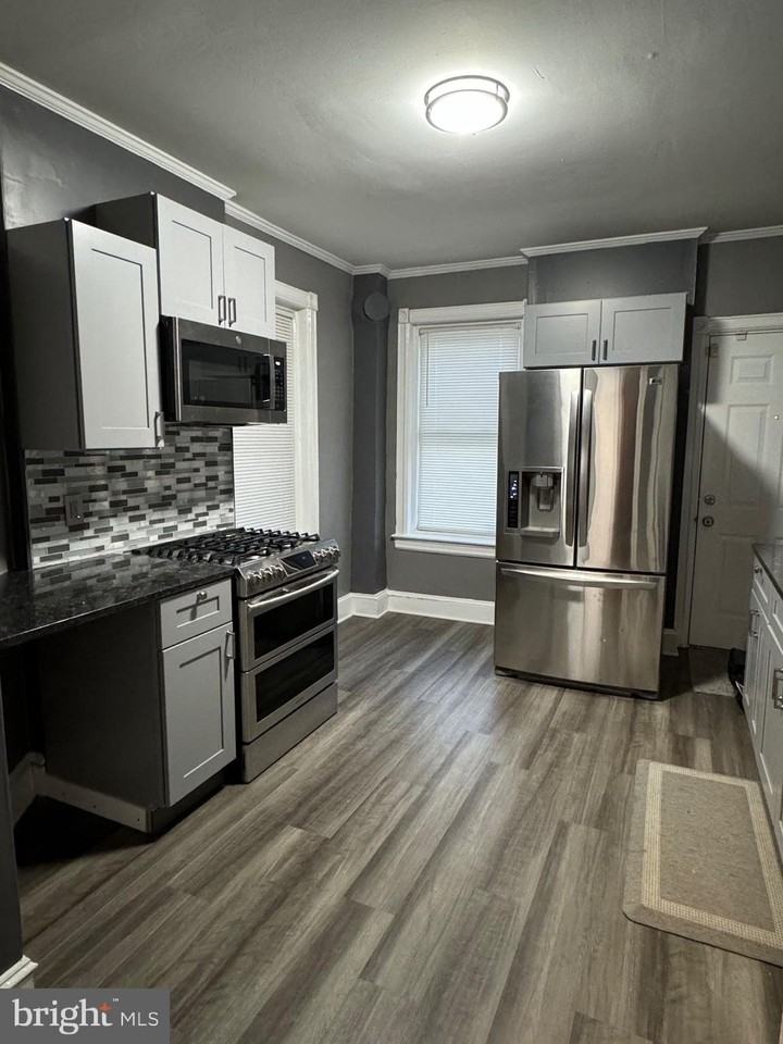 22 Dunham St - Photo 6 of 15