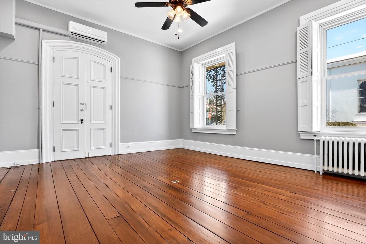 100 S Darlington St Apt A #A - Photo 3 of 20