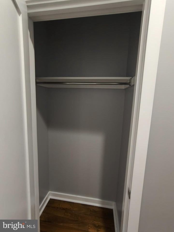 1105 Mount Vernon St Apt A #A - Photo 2 of 38