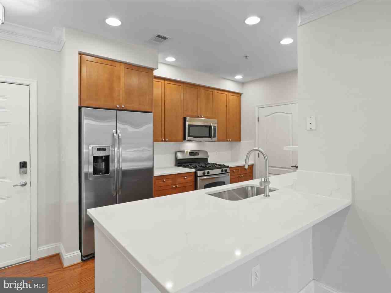 1115 Cameron St Unit 114 #114 - Photo 4 of 50