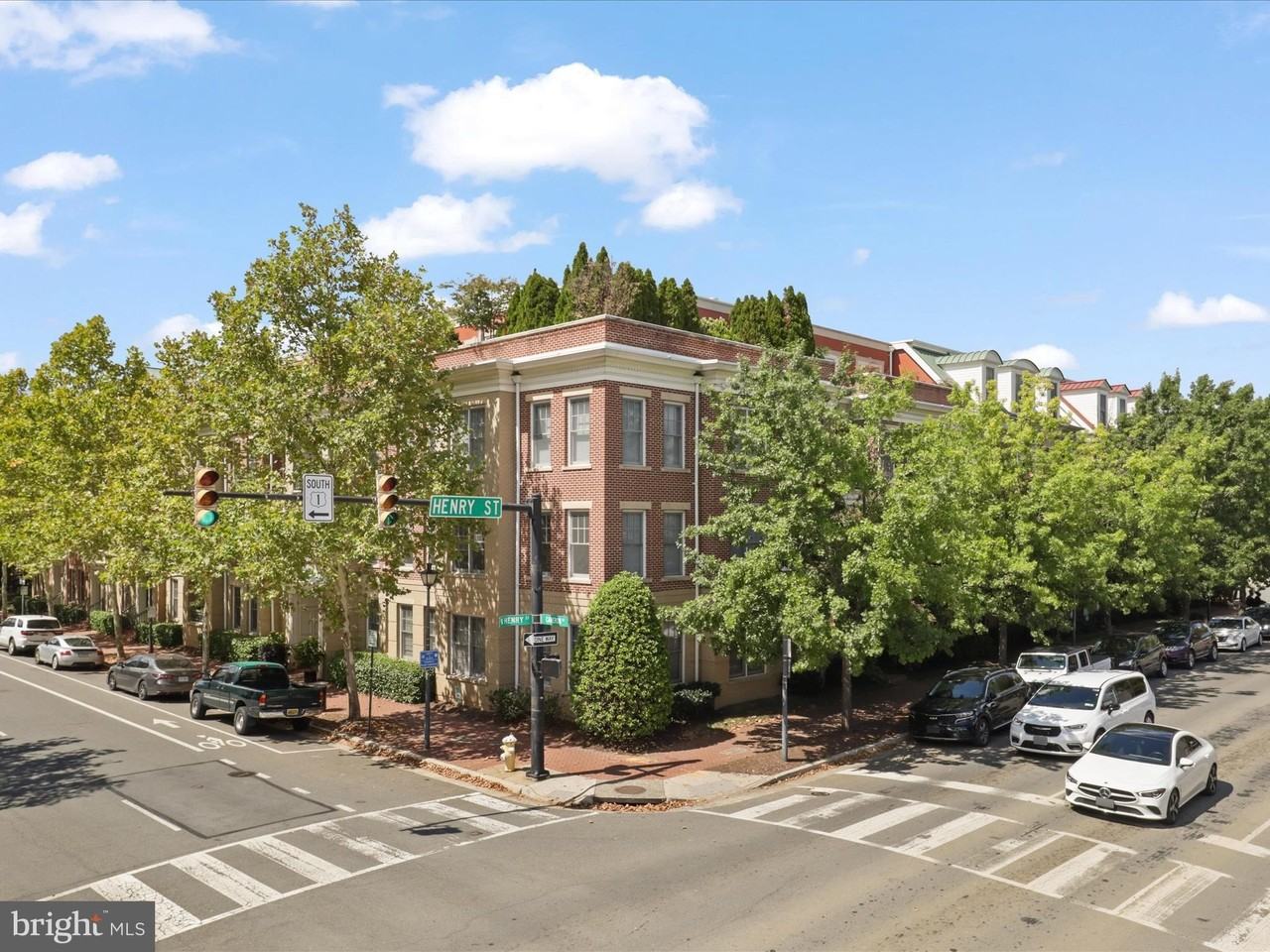 1115 Cameron St Unit 114 #114 - Photo 6 of 50