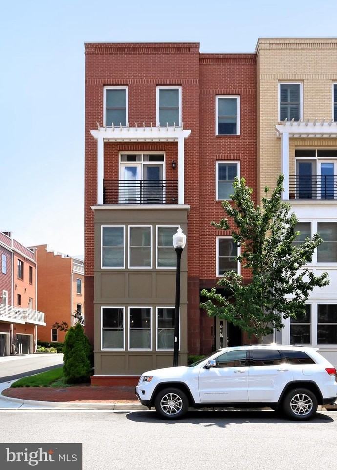 1915 Main Line Blvd Unit 101 #101 - Photo 3 of 40