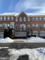 22004 Avonworth Sq - Photo 1 of 1