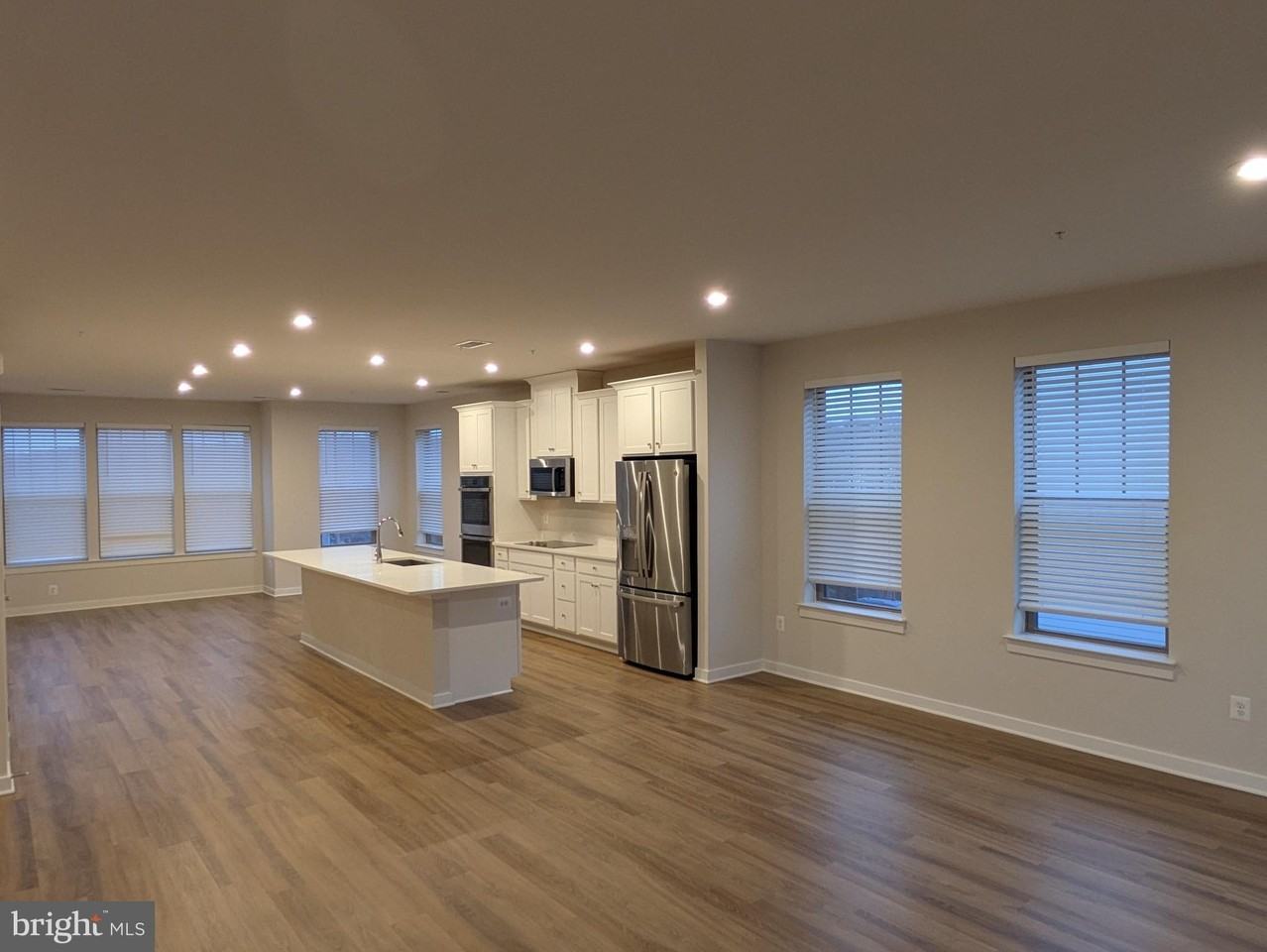 610B Percy Pl - Photo 3 of 17