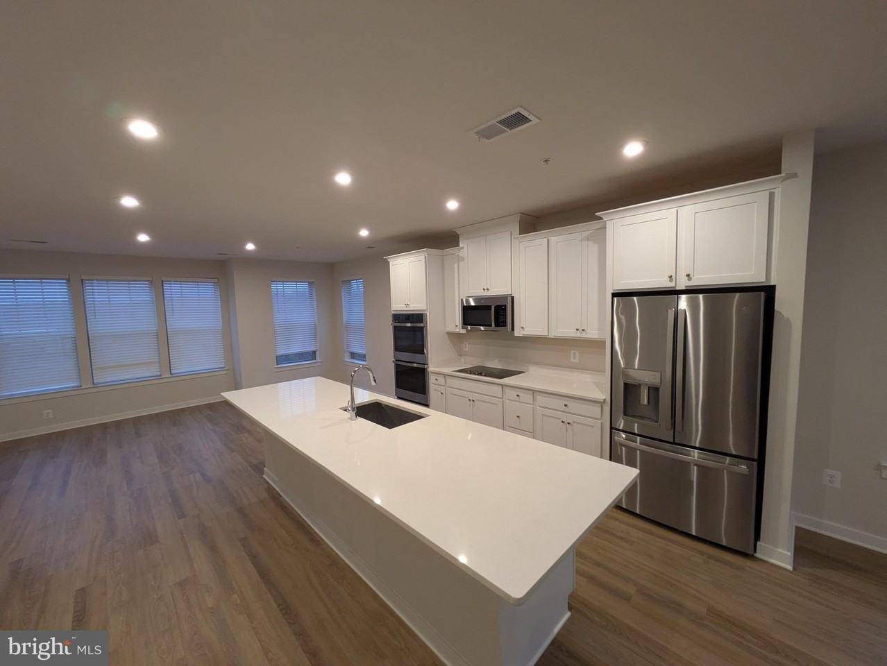 610B Percy Pl - Photo 4 of 17