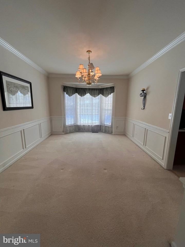 15405 Stacys Ridge Ct - Photo 6 of 35