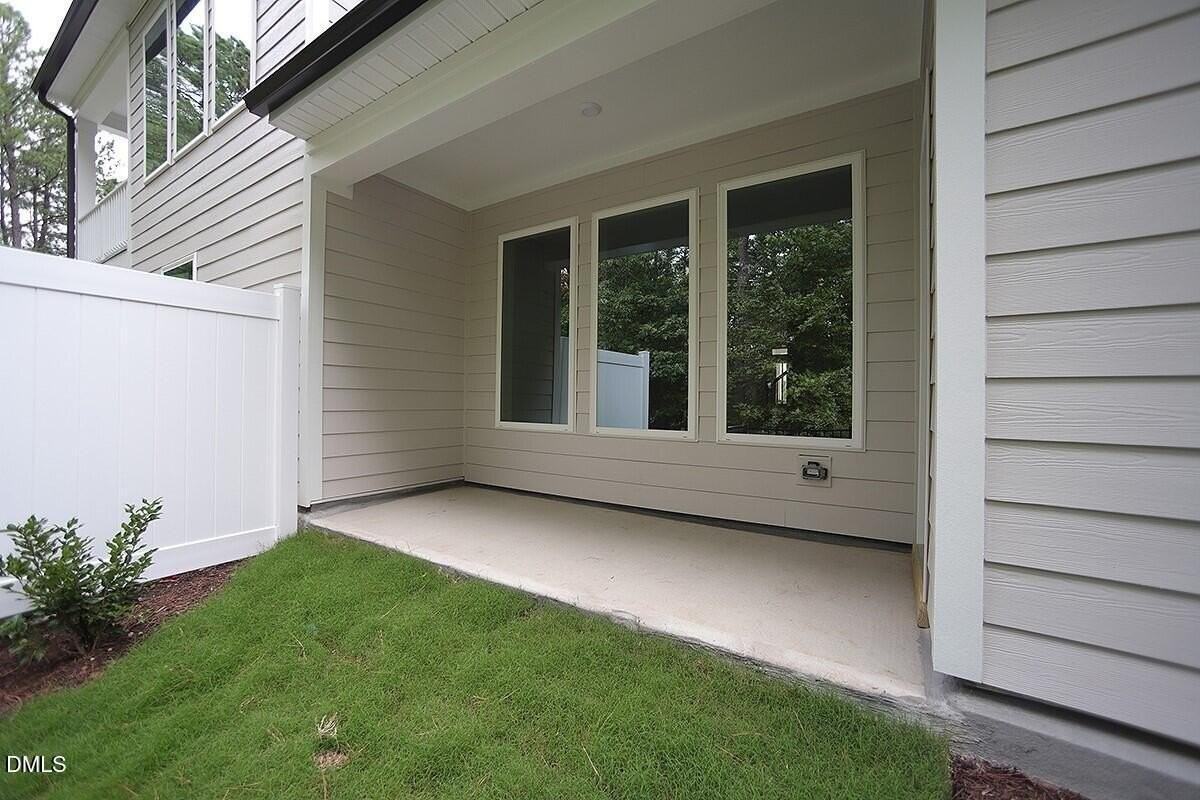 3115 Dunnock Dr - Photo 6 of 22