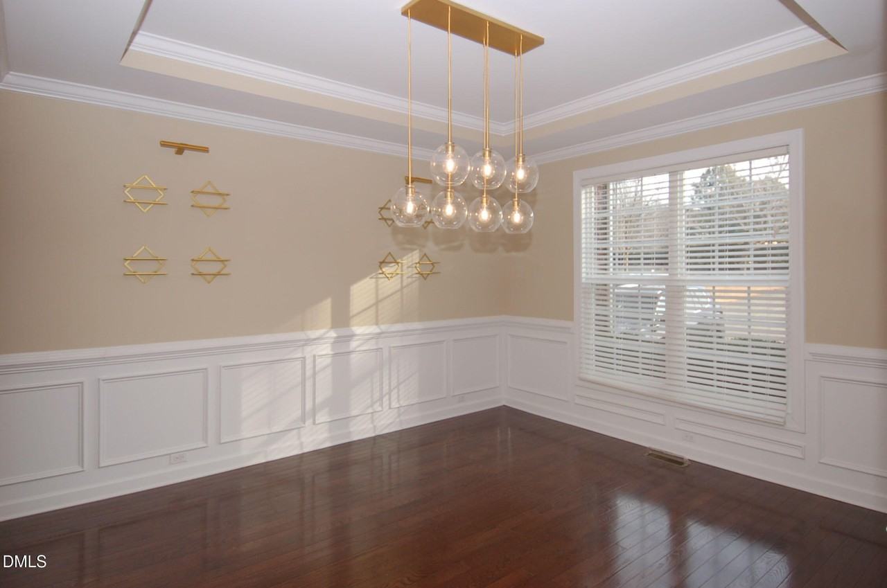 4832 Millens Bay Ct - Photo 5 of 31