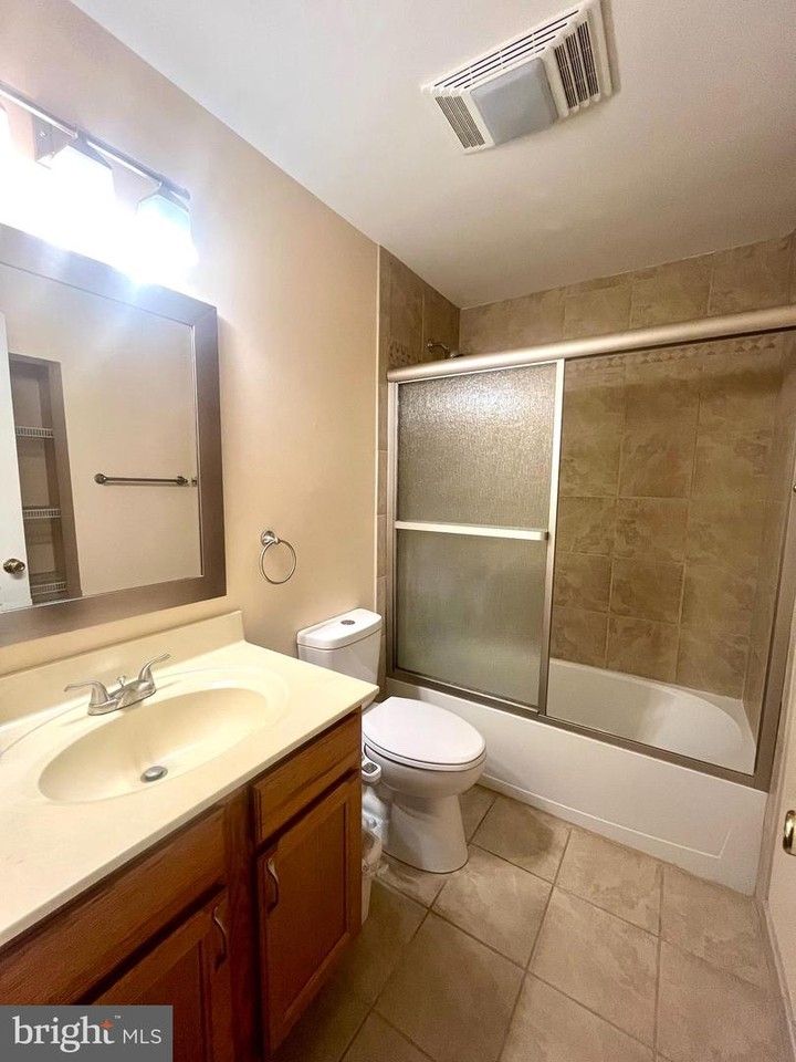23228 Daffodil Dr - Photo 3 of 19