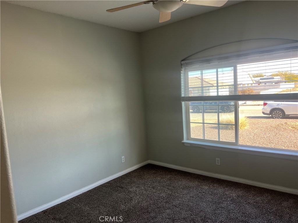 26500 Silver Lakes Pkwy - Photo 3 of 16