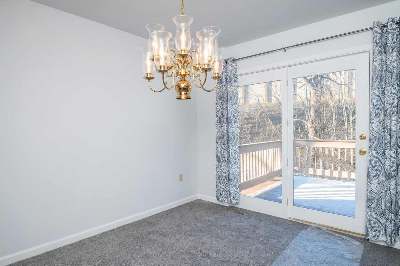 1957 Lincoln Ave - Photo 5 of 33