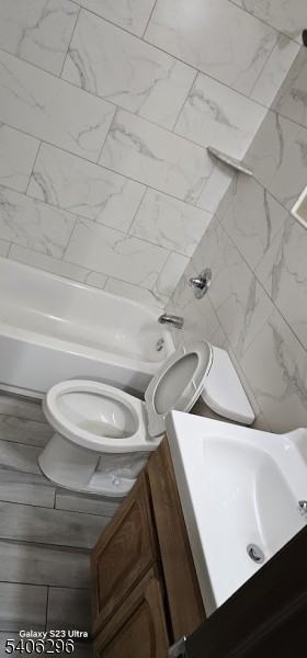 52 Irvine Turner Blvd ##4 - Photo 3 of 15