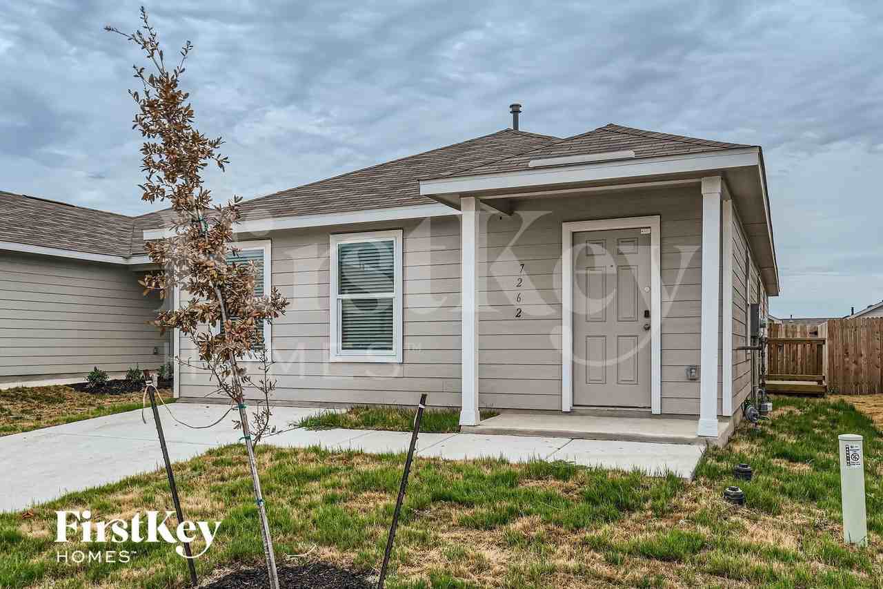 7262 Plow Run - Photo 2 of 28