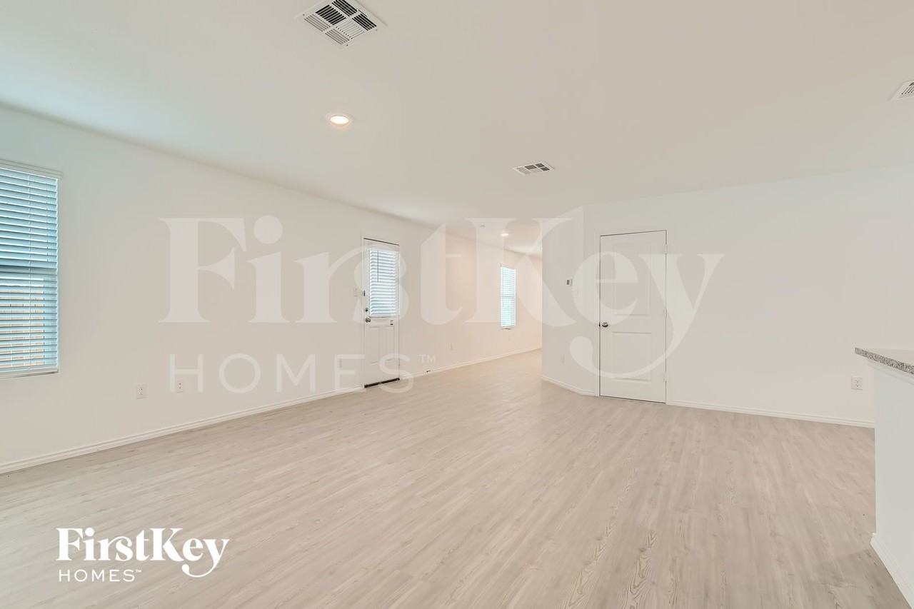 7262 Plow Run - Photo 6 of 28