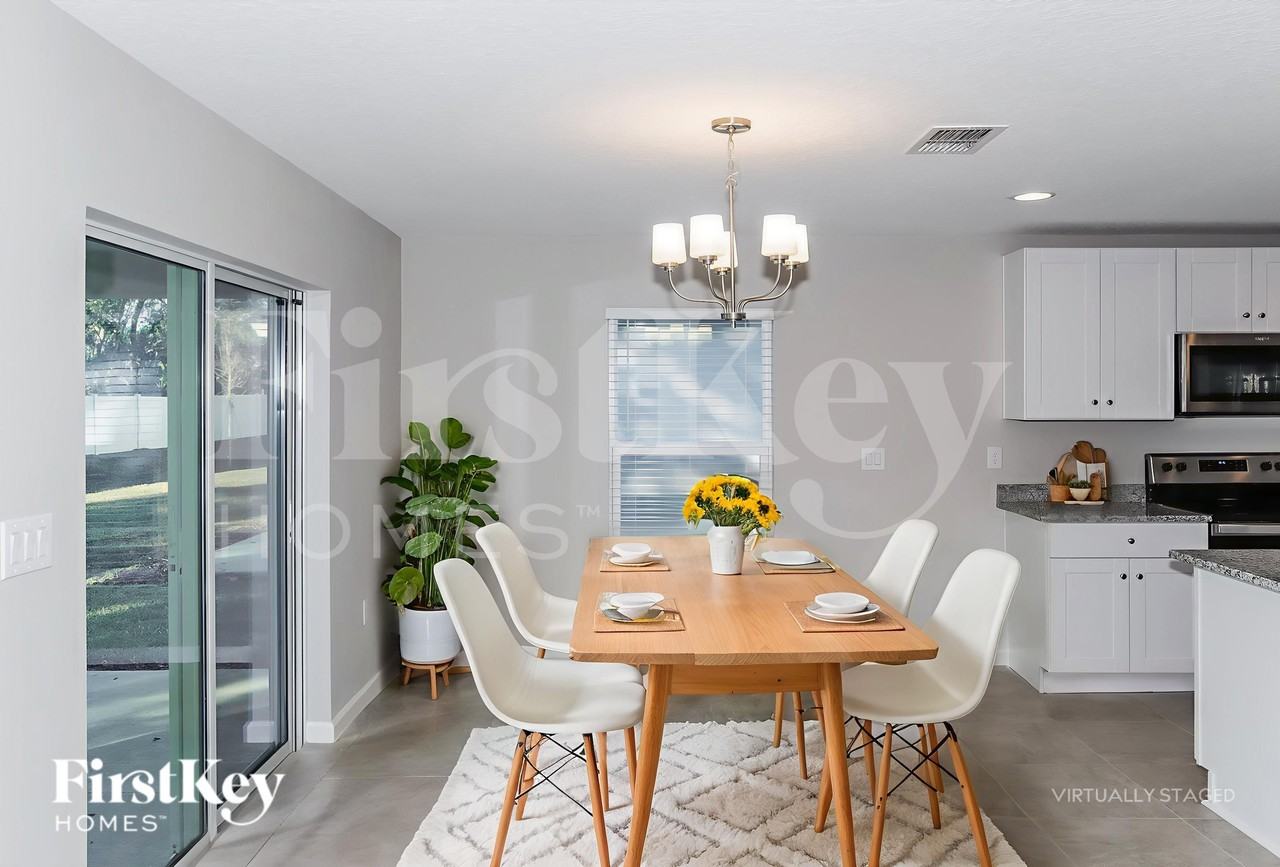 437 Earheart Dr - Photo 6 of 18