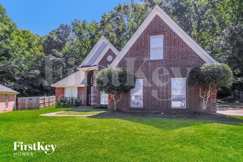 5659 Blackburg Dr - Photo 2 of 15