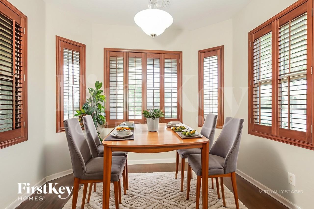 23587 W Harrison Dr - Photo 7 of 18