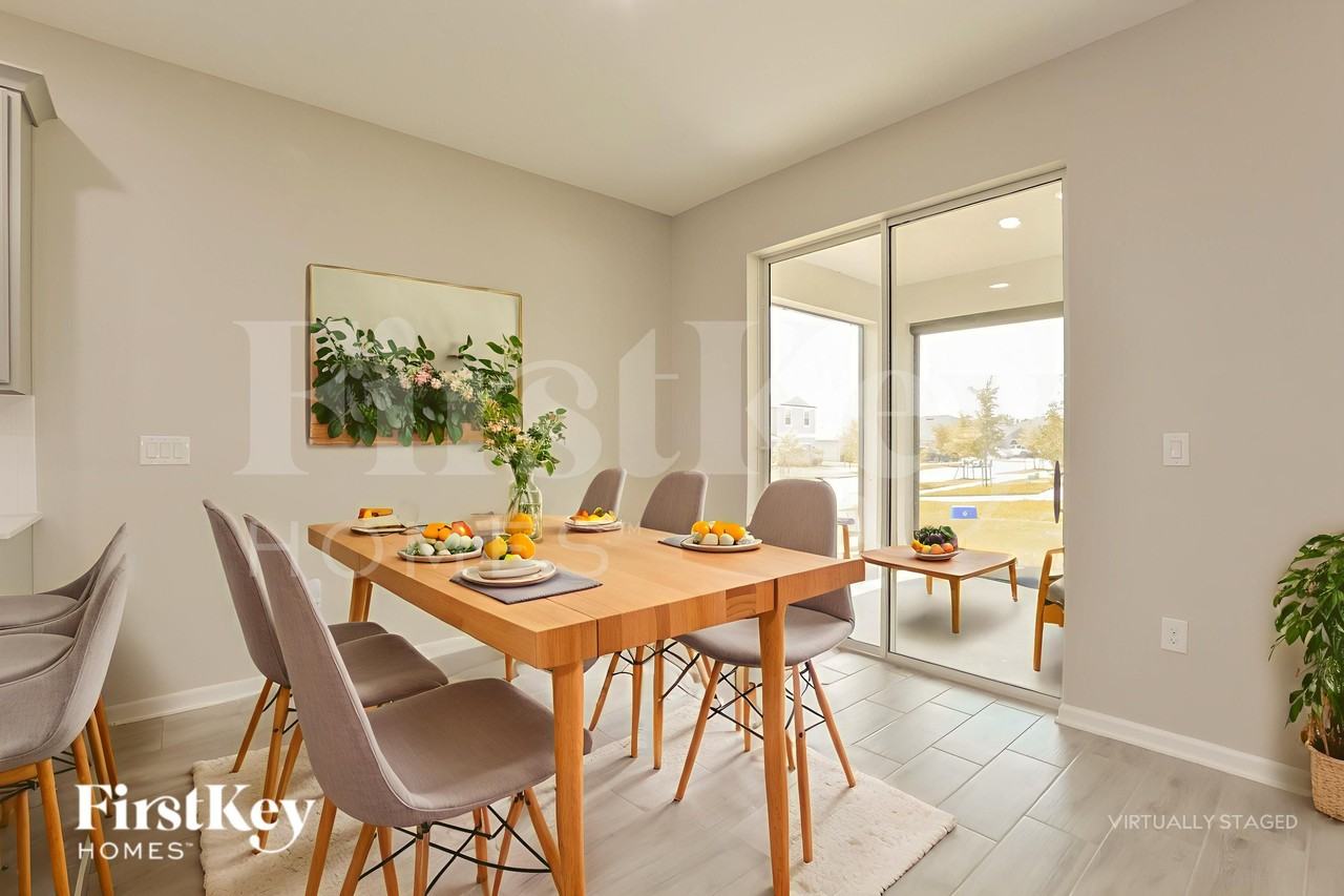 921 Carmillion Ct - Photo 6 of 18