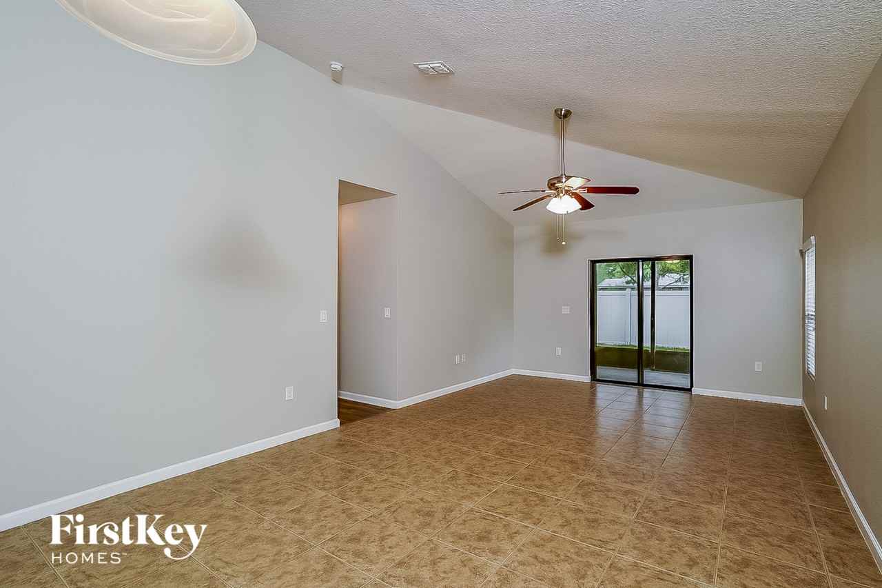 4060 Millicent Cir - Photo 2 of 15