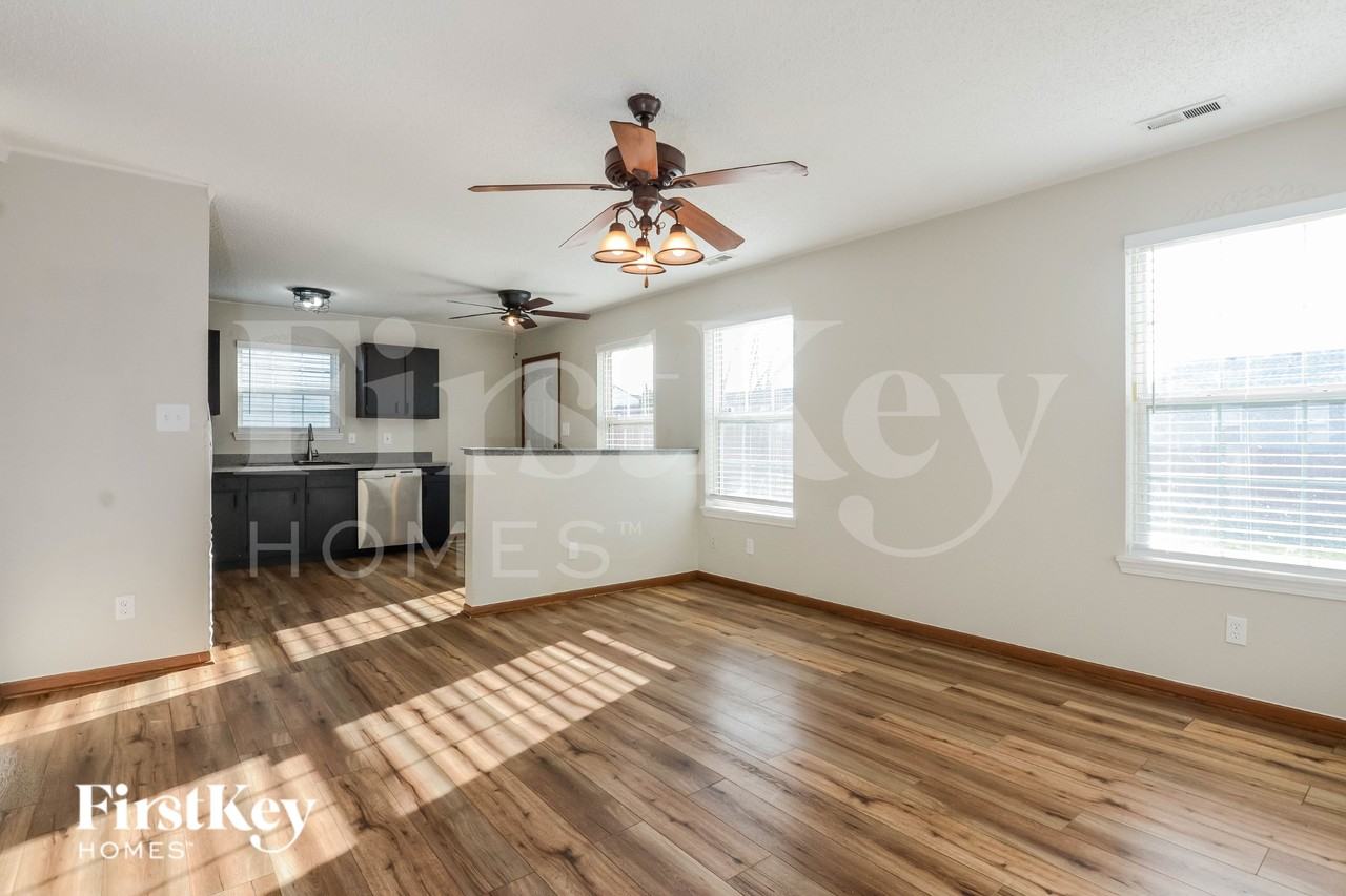 5355 Milhouse Rd - Photo 2 of 15