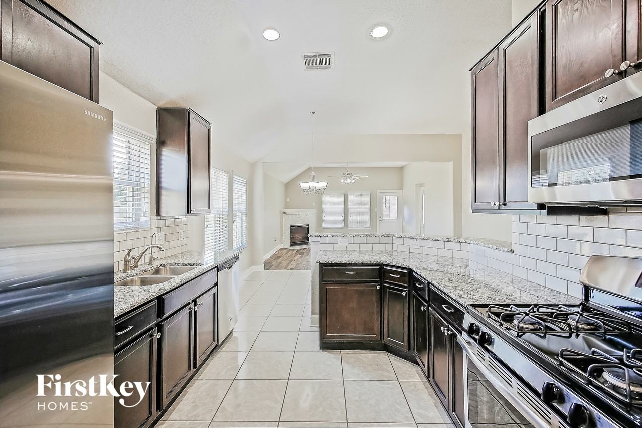 2598 Magnolia Fair Way - Photo 6 of 12