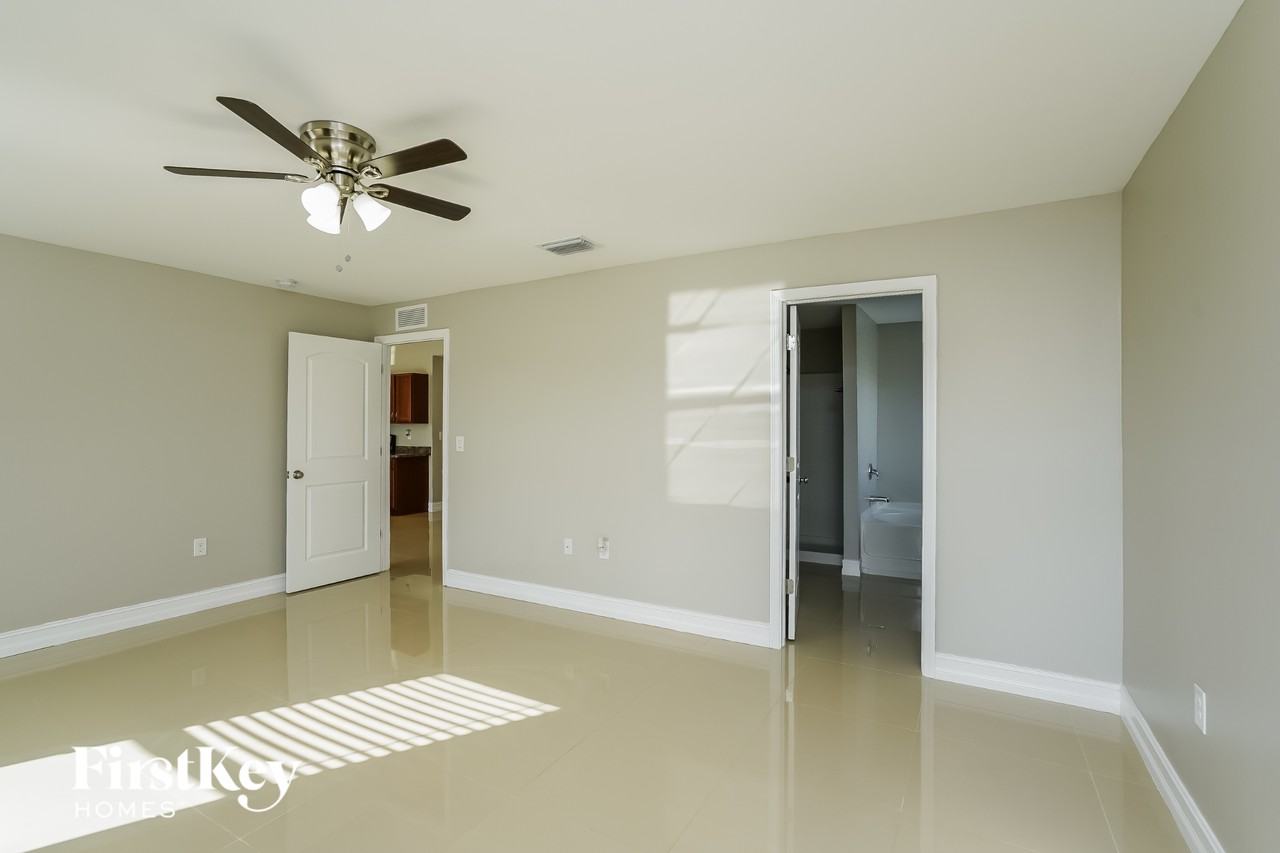 601 Nw 17th Ave - Photo 6 of 14