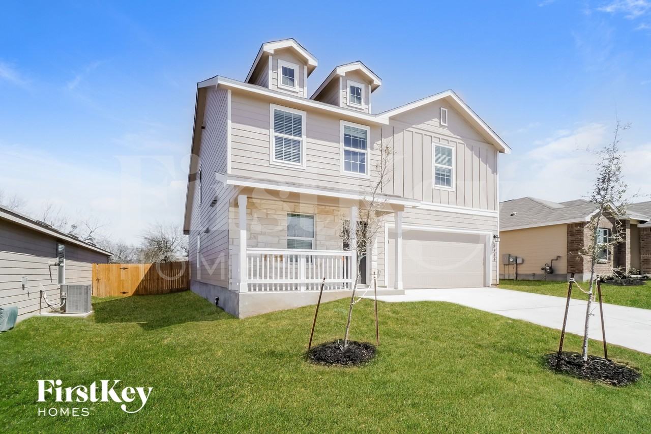 9966 Sarrebourg St - Photo 2 of 15