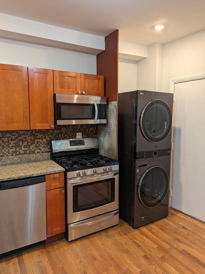 45 School St #3 - Photo 2 of 13