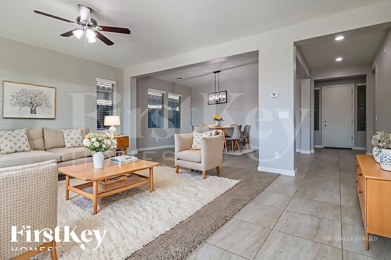 19621 W Grant St - Photo 4 of 18