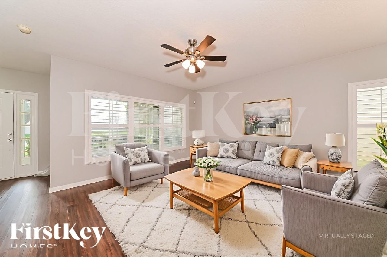 2128 Brandon Park Cir - Photo 3 of 18