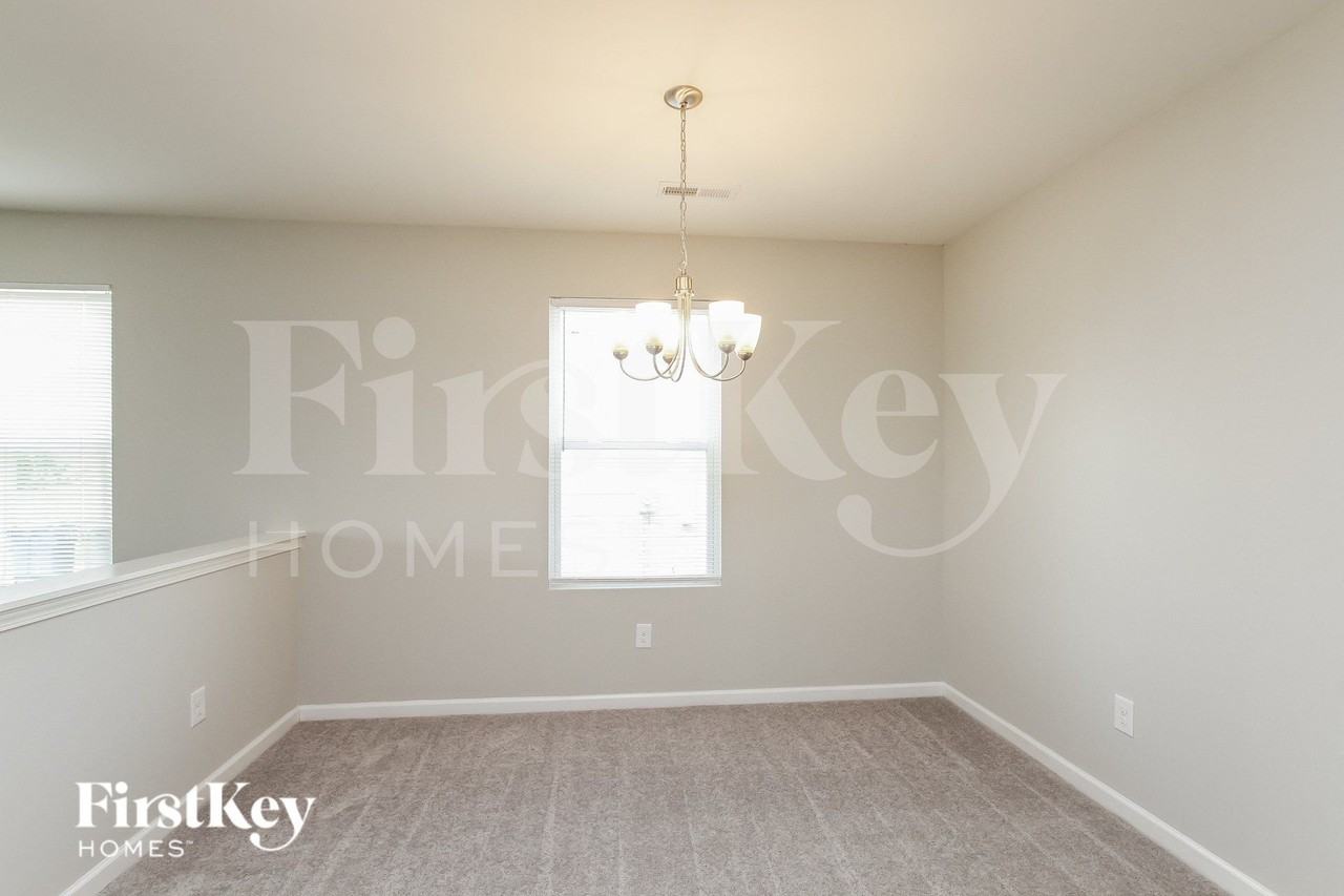 167 Hidden Lakes Rd - Photo 3 of 15