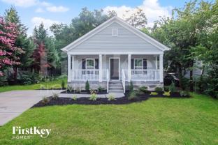 423 Leland St - Photo 1 of 1