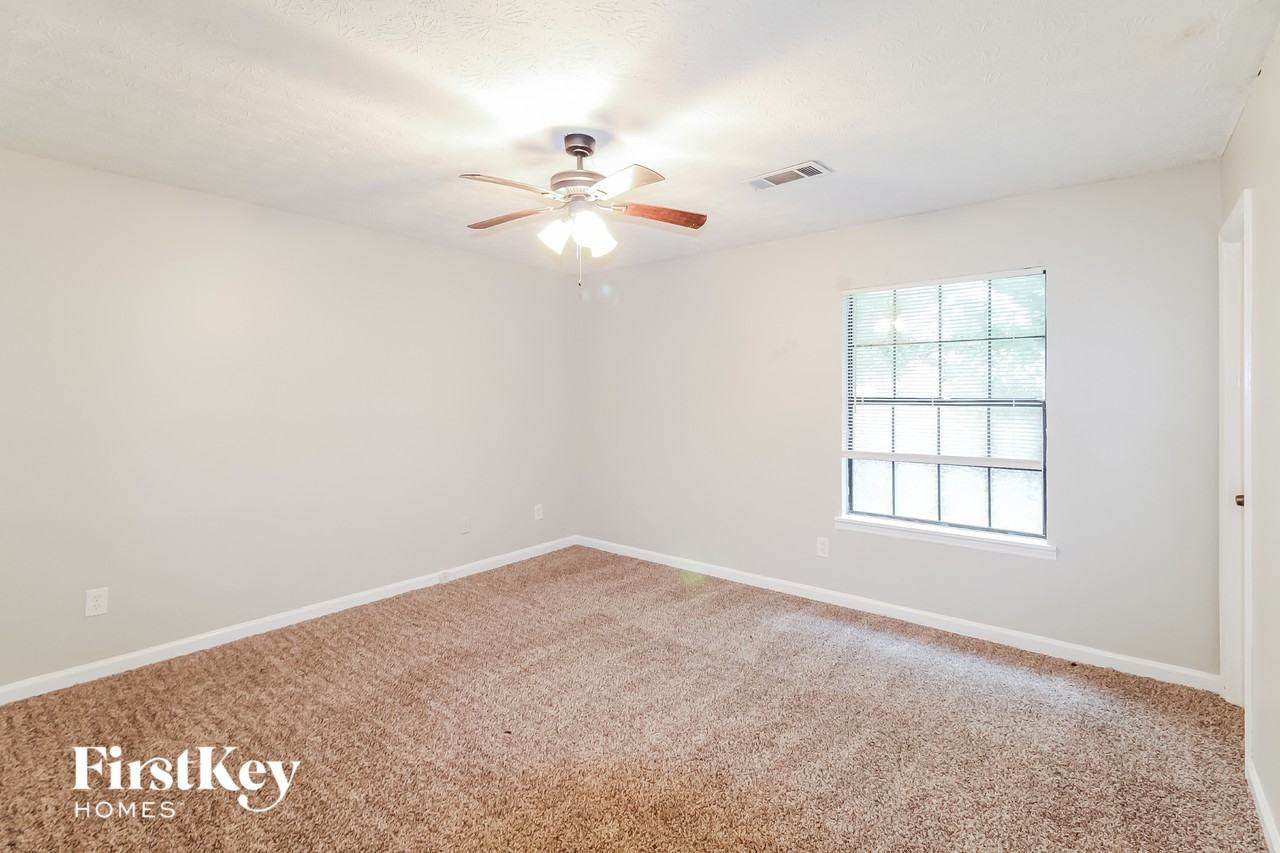 3972 Mcgill Dr - Photo 7 of 15