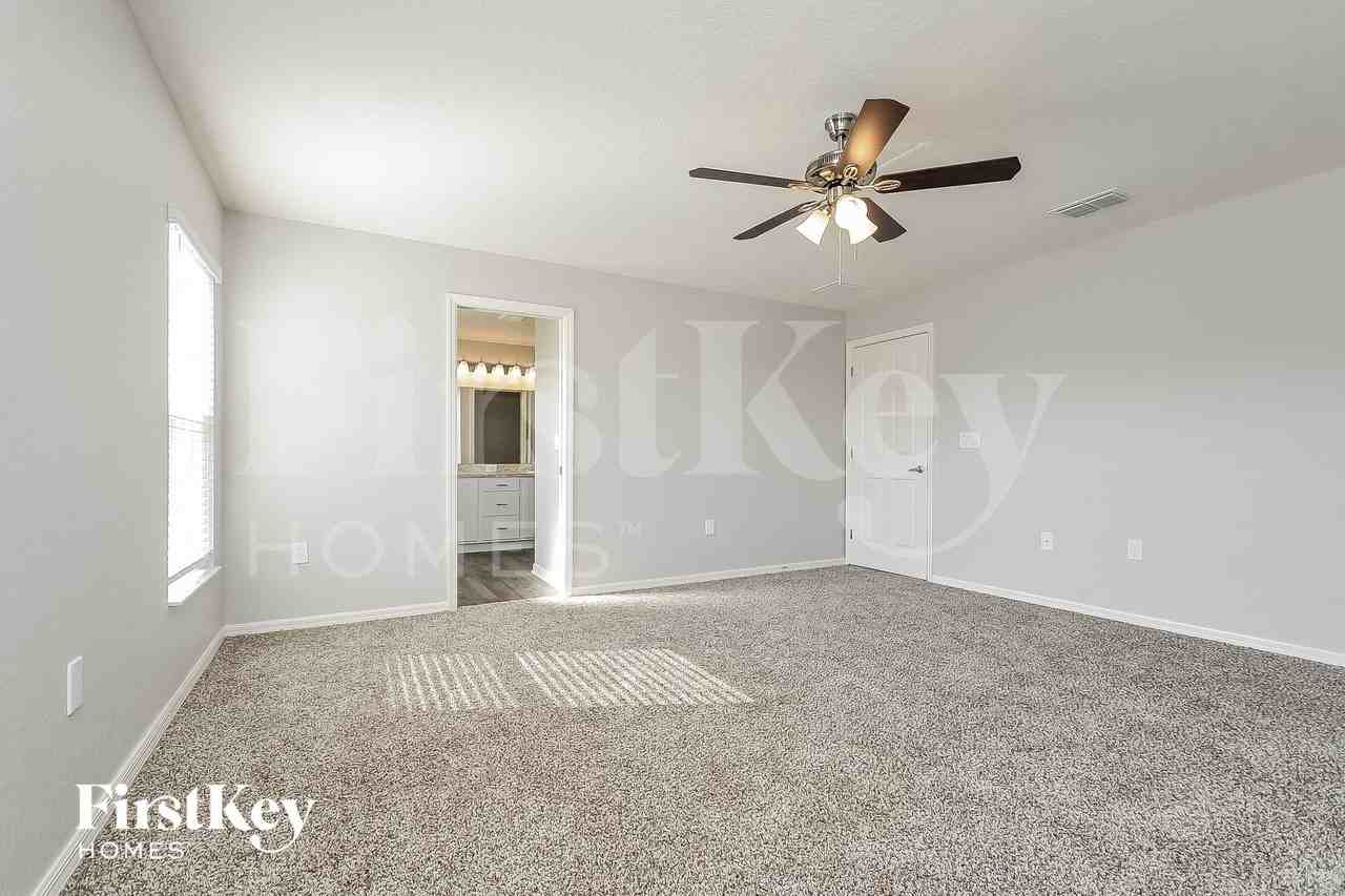 851 Orleans Dr - Photo 7 of 15