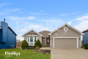 featured image of 11123 N Lewis Ave