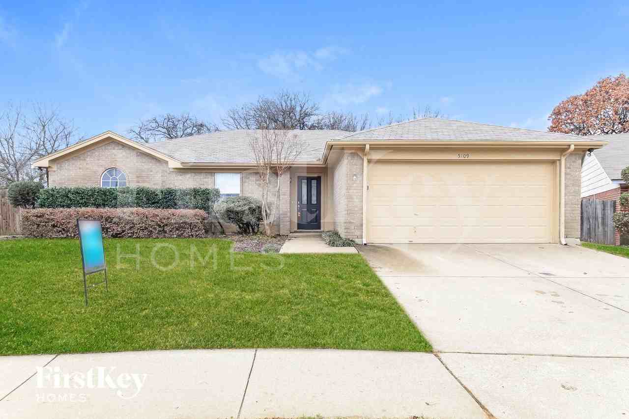 5109 Ridge Pointe Dr - Photo 2 of 15