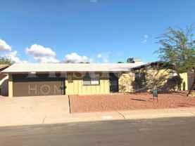 9409 N 36th Dr - Photo 1 of 1