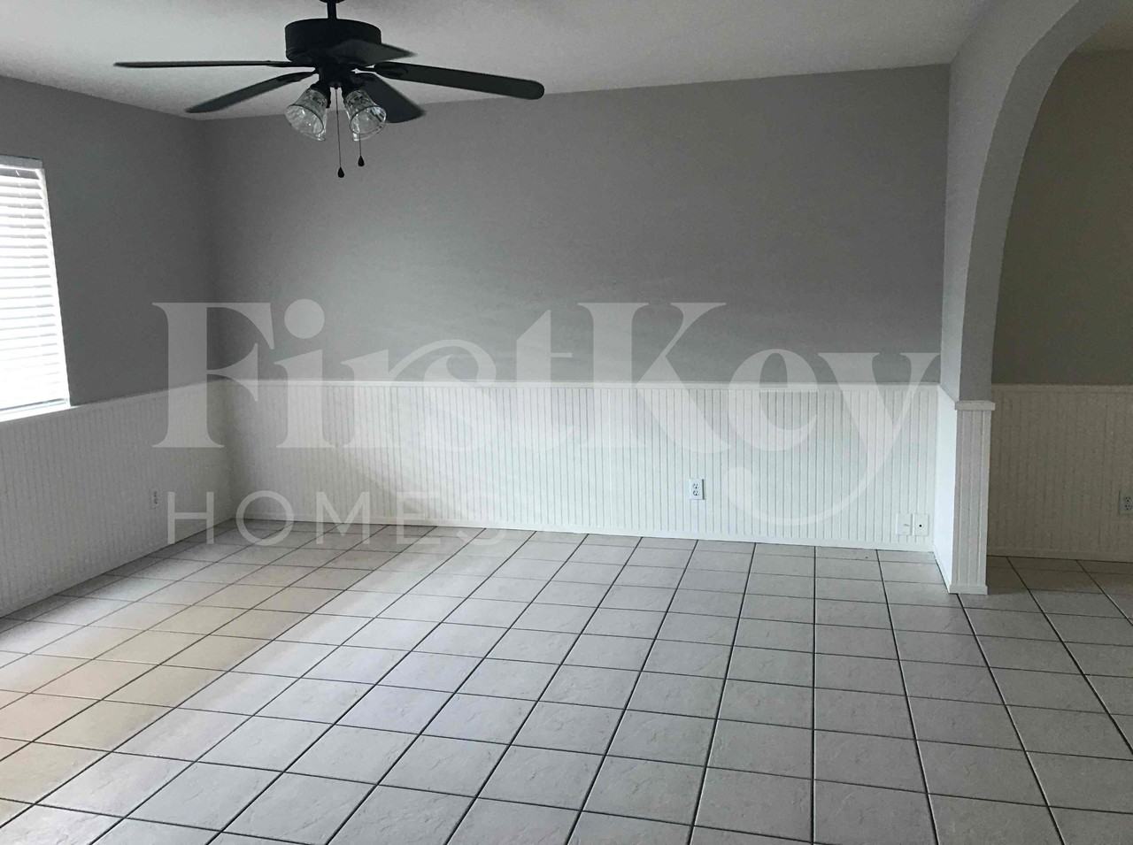 9409 N 36th Dr - Photo 3 of 28