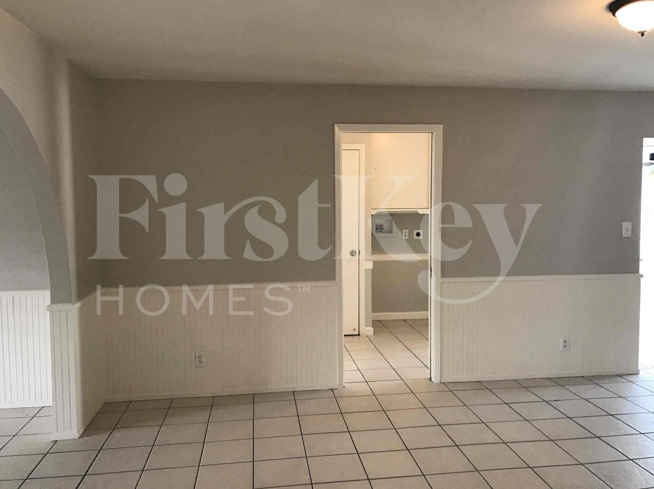 9409 N 36th Dr - Photo 7 of 28