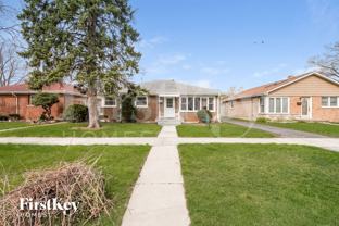 8840 Sproat Ave - Photo 1 of 1