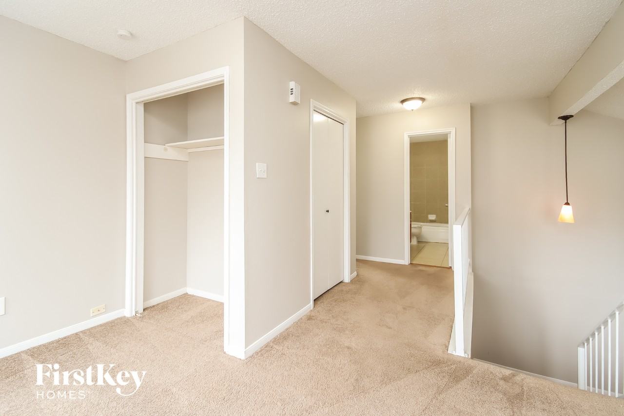 8654 Pine Falls Dr - Photo 7 of 15