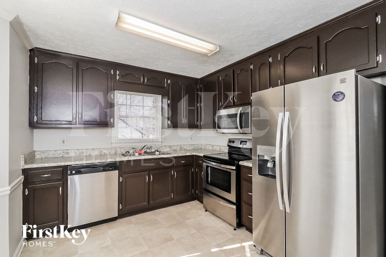 770 Simmons Mine Cir - Photo 7 of 15