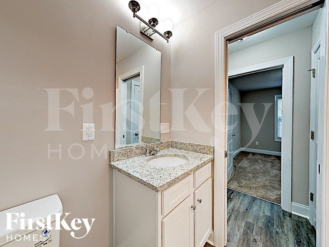 529 Harris St Nw - Photo 6 of 15