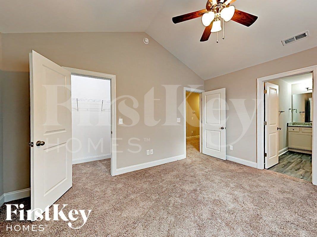 529 Harris St Nw - Photo 7 of 15