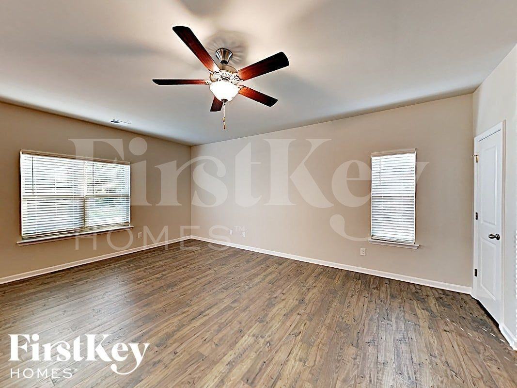 1709 Rocky River Rd - Photo 3 of 17