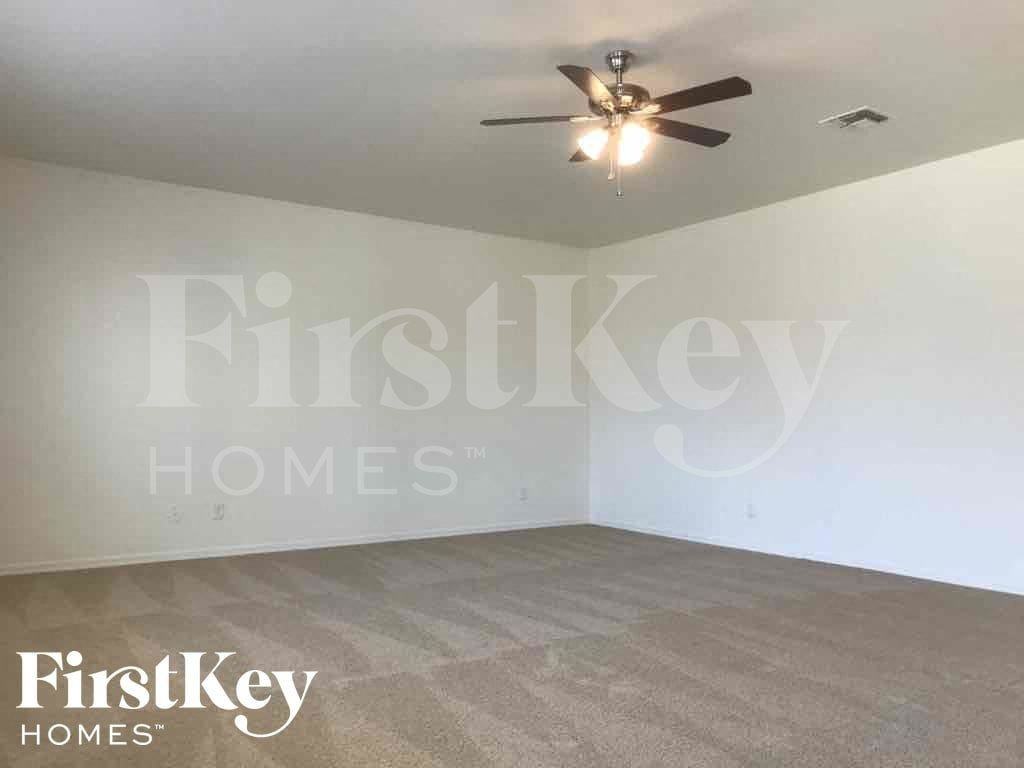 14495 N 135th Ln - Photo 3 of 42