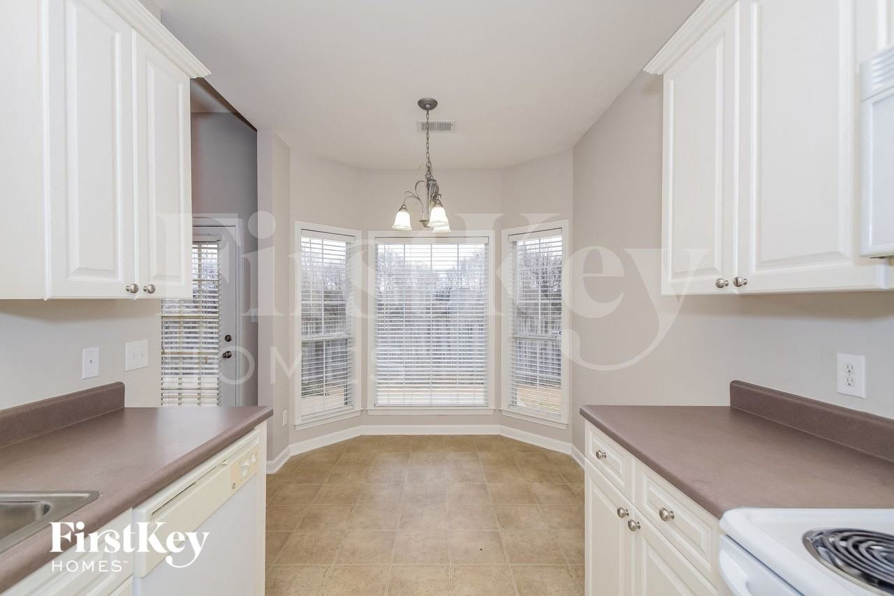 1011 Alden Glen Dr - Photo 6 of 15