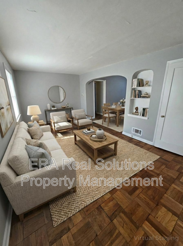 3442 E Broad St Apt D - Photo 2 of 12