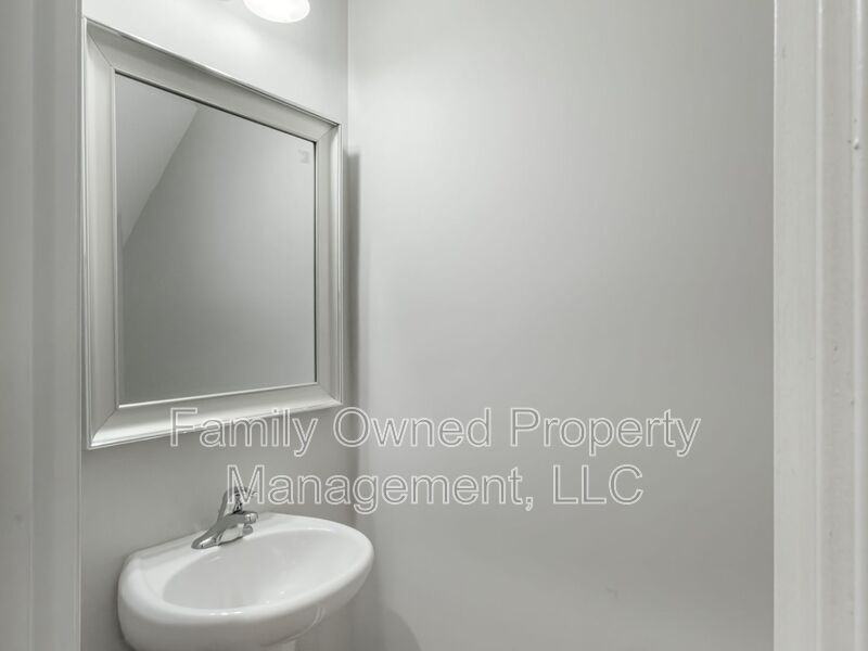 540 Truman Dr - Photo 6 of 30